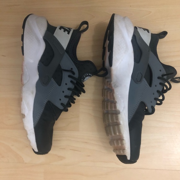 junior grey huaraches